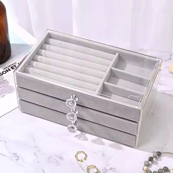 جعبه جواهرات سه طبقه 5 جعبه جواهرات سه طبقه شیک مناسب برای نگهداری منظم گوشواره، گردنبند و زیورآلات
