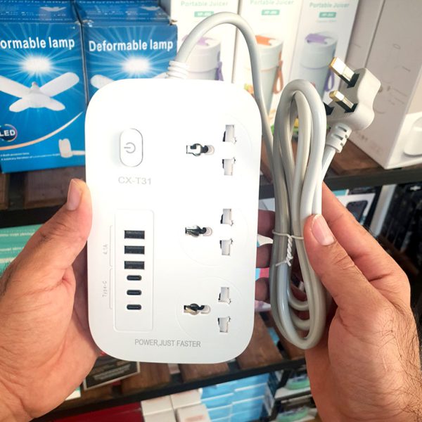 تصویر چندراهی برق CX-T31 با قابلیت شارژ سریع، ۳ پریز و ۶ پورت USB مناسب برای خانه و محل کار