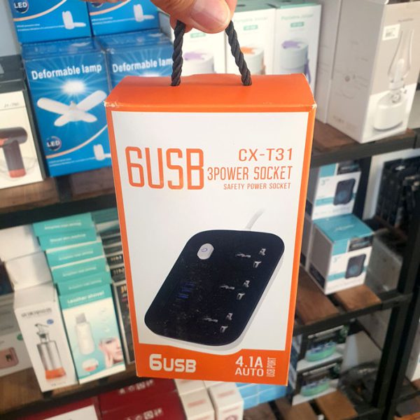 تصویر چندراهی برق CX-T31 با قابلیت شارژ سریع، ۳ پریز و ۶ پورت USB مناسب برای خانه و محل کار