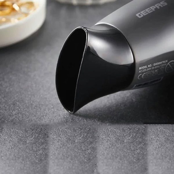 سشوار مسافرتی جیپاس مدل GHD86077 نوک‌مدادی