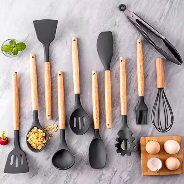 ست 12 پارچه ابزار سیلیکونی با دسته چوبی راش نسوز