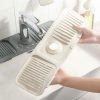 آبگیر دور شیر روشویی سیلیکونی برای جلوگیری از پاشش آب و خیس شدن اطراف شیر