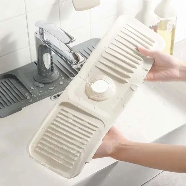 آبگیر دور شیر روشویی سیلیکونی برای جلوگیری از پاشش آب و خیس شدن اطراف شیر